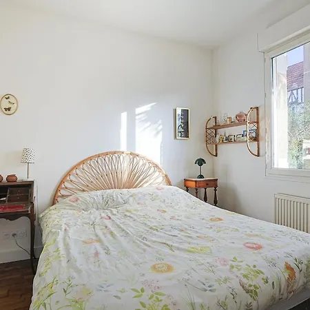 Charmante Maison A Apartment